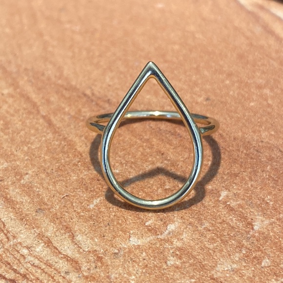 🎉 ARTISAN MADE GOLD FILLED LARGE TEAR DROP RING‼️ - Picture 7 of 8